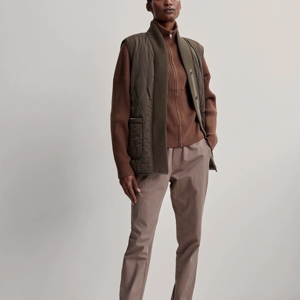Varley Green Quilted Vest for Layering